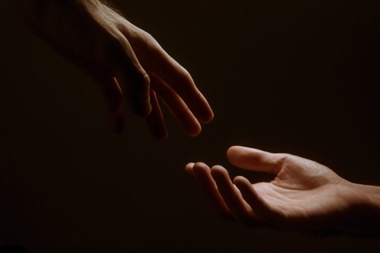 1857643-hands-5216585